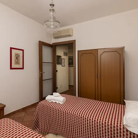 La Casetta Sull'albero 900m From The Sea - Happy Appartement *