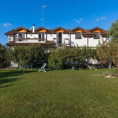 La Casetta Sull'albero - Happy Apartmán Albenga