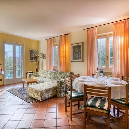アパート La Casetta Sull'Albero - With Balcony, Garden & Parking - Happy Rentals
