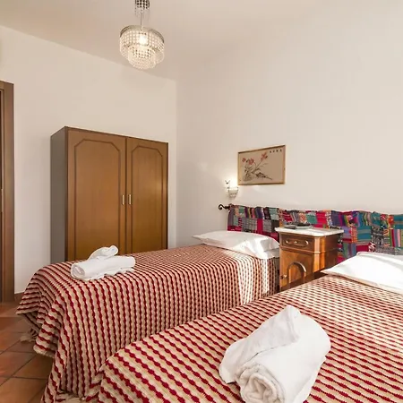 アパート La Casetta Sull'Albero - With Balcony, Garden & Parking - Happy Rentals