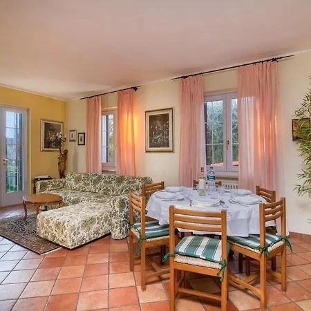 La Casetta Sull'Albero - With Balcony, Garden & Parking - Happy Rentals * アルベンガ
