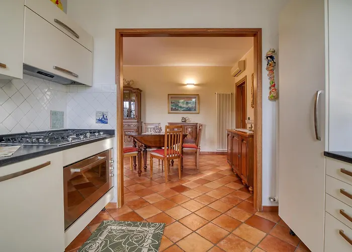Lejlighed La Casetta Sull'albero 900m From The Sea - Happy Albenga