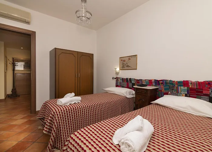 La Casetta Sull'albero 900m From The Sea - Happy Albenga