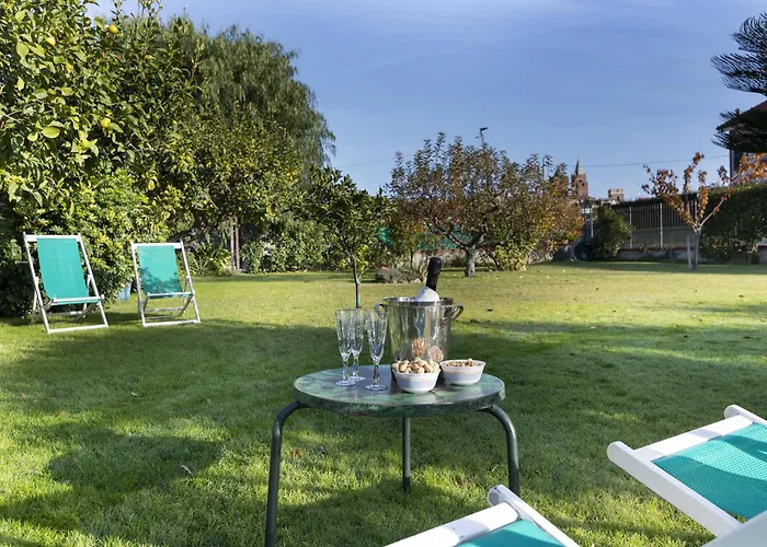 La Casetta Sull'albero 900m From The Sea - Happy Albenga